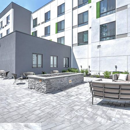 Courtyard By Marriott Deptford Hotel Almonesson Екстериор снимка